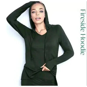 Cabi Size S Forest Green Fireside Women’s Long Sleeve Rayon Hoodie #3870